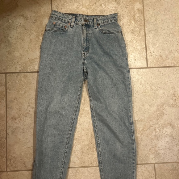Levi’s & BDG JEANS 3 pairs total - Picture 2 of 12